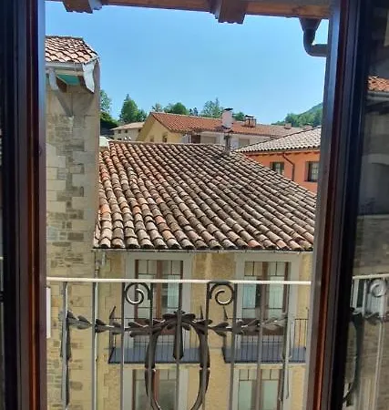 Apartment Cal Tranquil Camprodon, Acollidor Atic Al Centre *