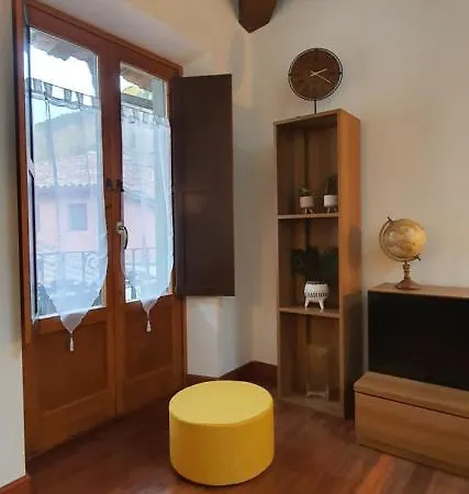 Cal Tranquil Camprodon, Acollidor Atic Al Centre Apartment