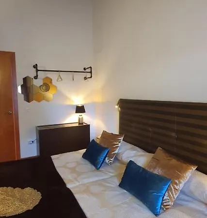 Apartment Cal Tranquil Camprodon, Acollidor Atic Al Centre Camprodon
