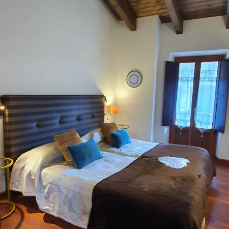 Apartment Cal Tranquil Camprodon, Acollidor Atic Al Centre *